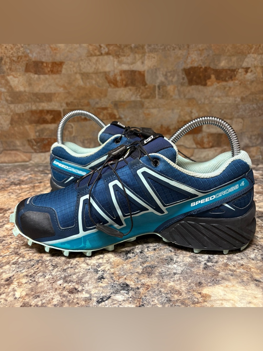Salomon Speedcross 4 Trail Running Hiking Sneaker Size 7 - Picture 7 of 9